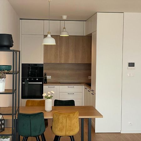 New Downtown Apartment Couple Minute From The Old Town Bratislava Bagian luar foto